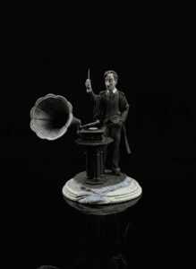 Profesor con Gramola