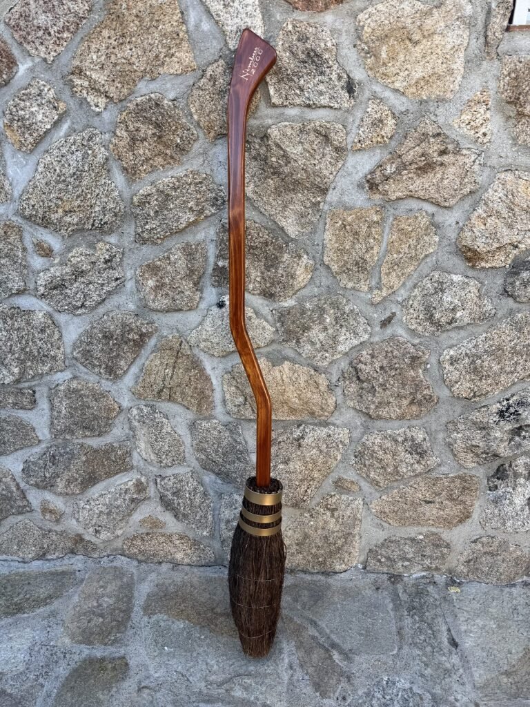 Replica Escoba Nimbus 2000 Harry Potter «Escala Real 180cm»