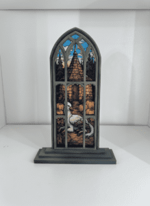 Vidriera de la cabaña del guardián