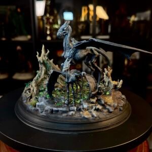 Diorama de Criatura Alada junto a su Cría